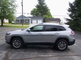 Used 2019 Jeep Cherokee Latitude Plus w/ Cold Weather Group image 3
