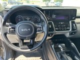 Used 2022 Kia Sorento EX w/ Panoramic Sunroof Package image 6