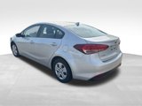 Used 2018 Kia Forte LX image 4
