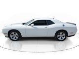 Used 2023 Dodge Challenger SXT image 3