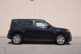 Used 2020 Kia Soul LX image 3