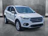 Used 2017 Ford Escape SE w/ Equipment Group 201A image 3