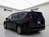 New 2025 Chrysler Pacifica Select image 5
