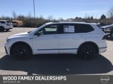 Used 2021 Volkswagen Tiguan SE R-Line image 2