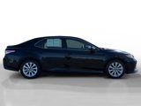 Used 2018 Toyota Camry LE image 6