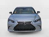 Used 2022 Lexus ES 350 Ultra Luxury image 2