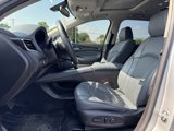 Used 2018 Buick Enclave Essence image 3