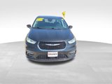 Used 2023 Chrysler Pacifica Touring-L image 3