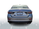 Used 2019 Toyota Yaris L image 5