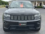 Used 2018 Jeep Grand Cherokee Altitude image 2