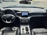Used 2021 Ford Explorer XLT w/ Equipment Group 202A image 4