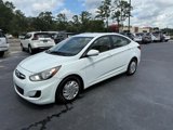 Used 2014 Hyundai Accent GLS image 2