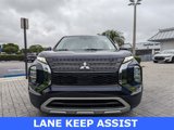 Used 2022 Mitsubishi Outlander SE image 3