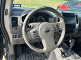 Used 2019 Nissan Frontier SV image 5