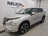 Used 2023 Mitsubishi Outlander SE image 4