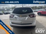 Used 2017 Chevrolet Traverse LT w/ Style and Technology Package image 6
