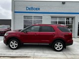 Used 2017 Ford Explorer XLT w/ Equipment Group 202A image 2