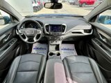 Used 2024 GMC Terrain SLT image 2