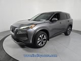 Used 2021 Nissan Rogue SV image 2