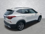 Used 2023 Kia Seltos S image 2
