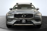 Certified 2021 Volvo V60 T5 Cross Country w/ Lounge Package image 3