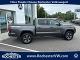 Used 2018 Toyota Tacoma TRD Sport w/ Technology Package image 5