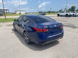 Used 2021 Nissan Altima 2.5 SR w/ SR Premium Package image 4