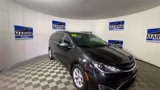 Used 2020 Chrysler Pacifica Limited image 4