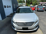 Used 2017 Hyundai Sonata SE image 2