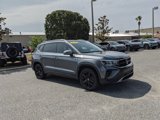 Used 2023 Volkswagen Taos SE image 2