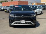 Certified 2022 Volkswagen Atlas Cross Sport SE image 2