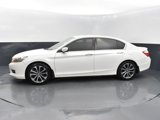 Used 2015 Honda Accord Sport image 4