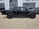 Used 2022 Jeep Gladiator Sport image 2