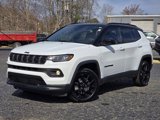 Used 2024 Jeep Compass Latitude w/ Convenience Group image 2