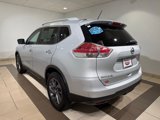 Used 2016 Nissan Rogue SL w/ SL Premium Package image 3