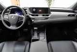 Used 2021 Lexus ES 300h w/ Premium Package image 5