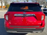 Certified 2022 Ford Explorer XLT w/ Equipment Group 202A image 5