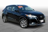 Used 2023 Nissan Kicks SV image 2