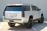Used 2015 Chevrolet Suburban LT image 3