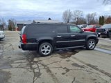 Used 2009 Chevrolet Suburban LTZ image 3