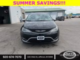 Used 2020 Chrysler Pacifica Limited w/ Tire & Wheel Group image 2