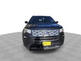 Used 2019 Ford Explorer XLT w/ Equipment Group 201A image 3