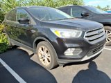 Used 2017 Ford Escape SE image 3