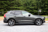 Used 2021 Volvo XC60 T5 Momentum w/ Premium Package image 2