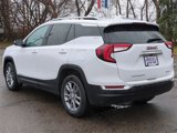 Used 2022 GMC Terrain SLT w/ Tech Package image 3