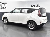 Used 2023 Kia Soul LX w/ Option Group 015 image 3