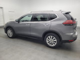 Used 2018 Nissan Rogue SV image 3