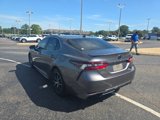 Used 2022 Toyota Camry SE image 5