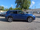 Used 2022 Nissan Rogue SV image 3