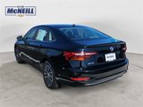Used 2019 Volkswagen Jetta SE image 3